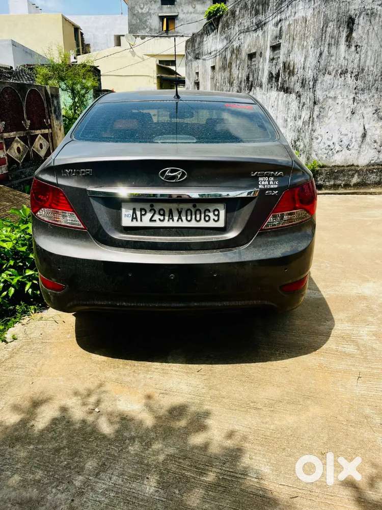 Hyundai Verna Sx 2012