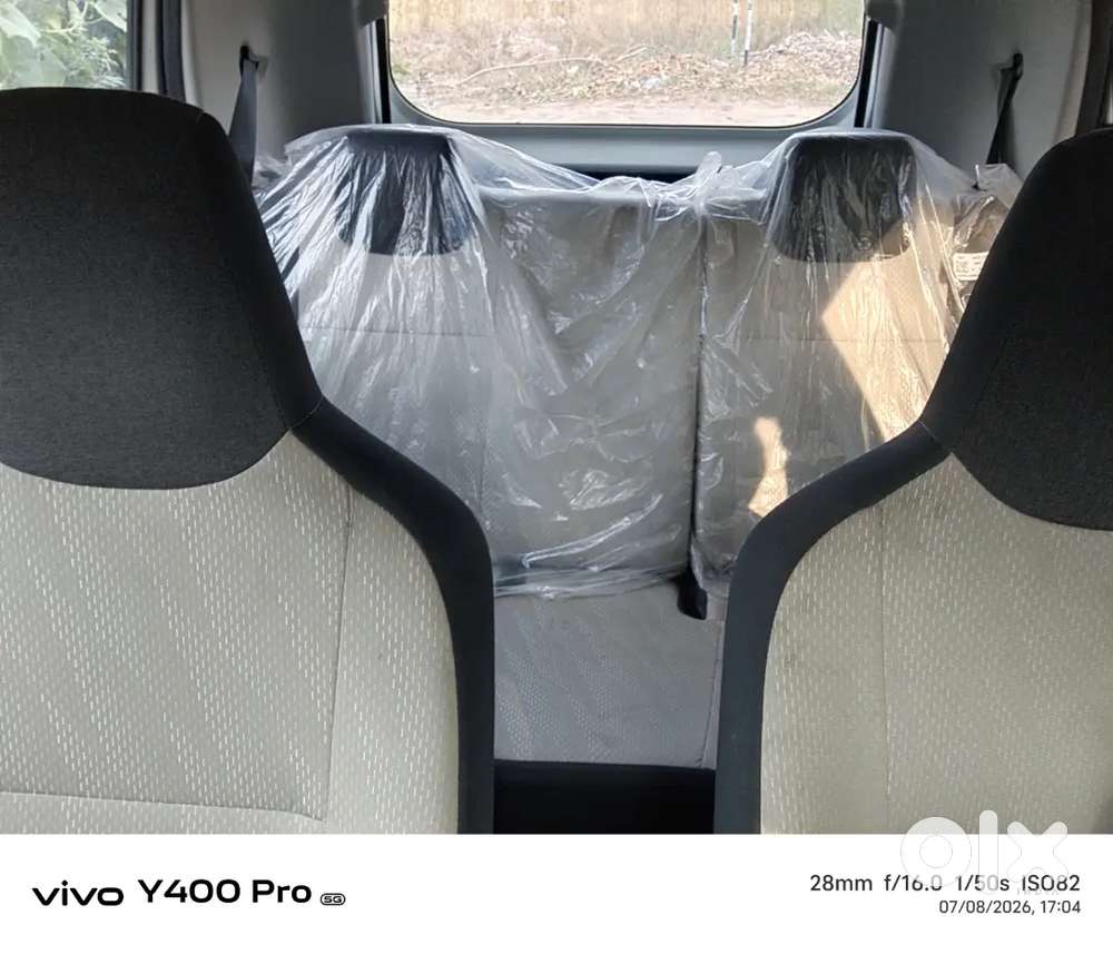 2 Key And All Complete New Brand No Remove Polothin Cover In Back Seat