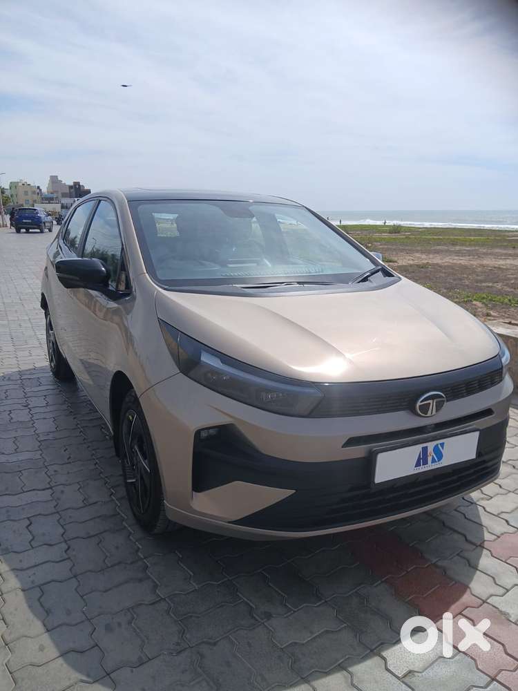 Tata Altroz Xz Plus (o) (s), 2025, Petrol