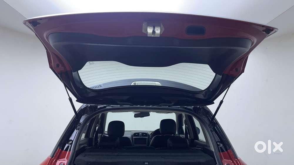 Maruti Suzuki Vitara Brezza 1.5 Zxi Plus Dual Tone, 2020, Petrol