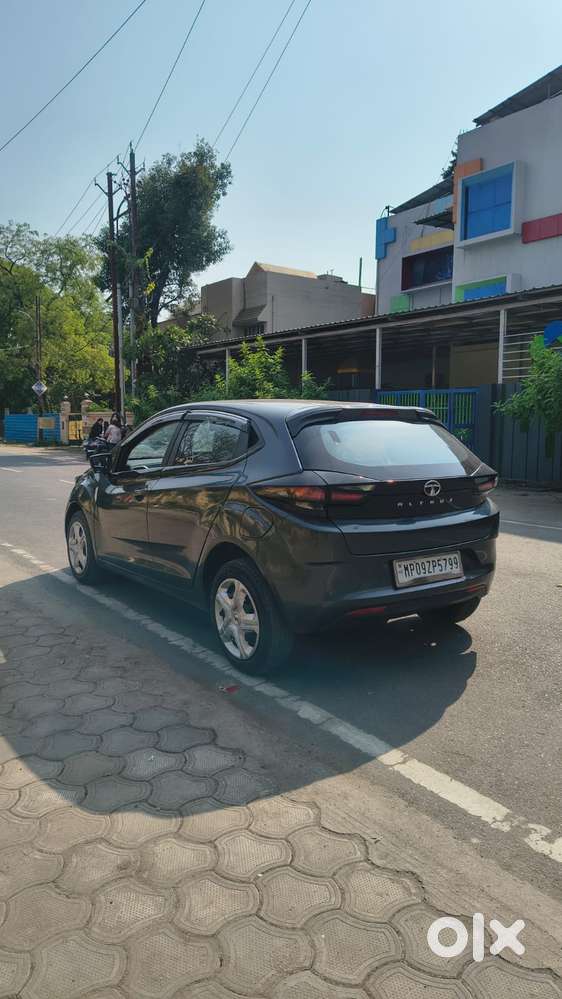 Tata Altroz Xz, 2023, Petrol