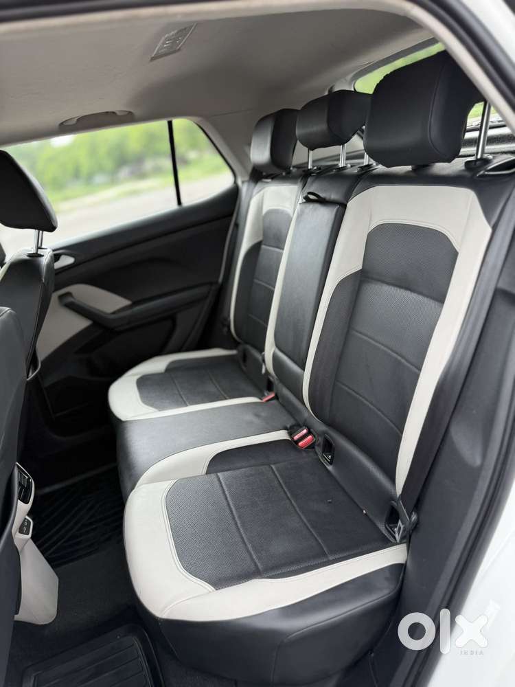 Volkswagen Taigun 1.0 Tsi Topline At, 2022, Petrol