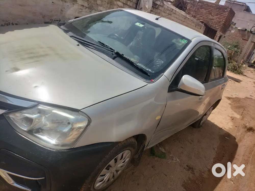 Toyota Etios Liva 2012