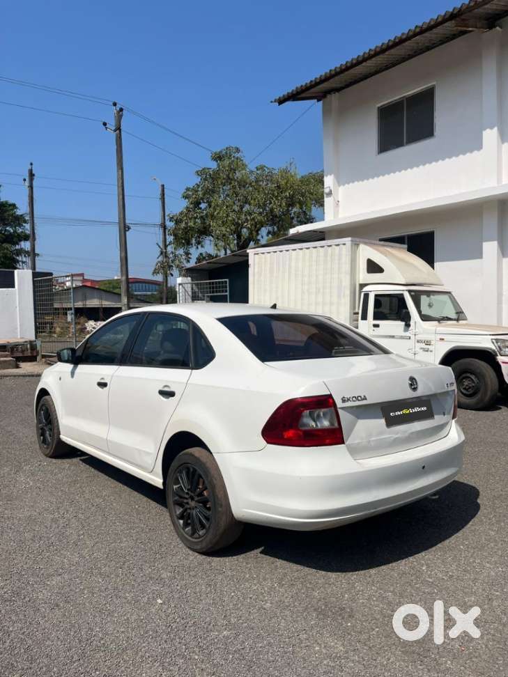 Skoda Rapid 2011-2013 1.6 Mpi Active, 2013, Petrol