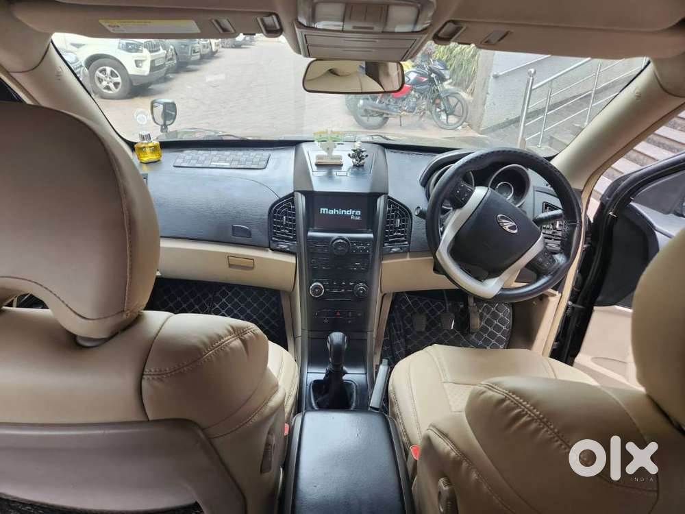 Mahindra Xuv500 (2015 Model)