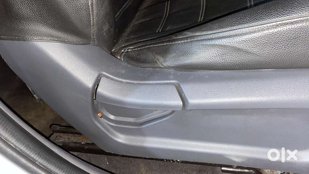 Hyundai Aura 1.2 E Petrol Mt, 2020, Petrol