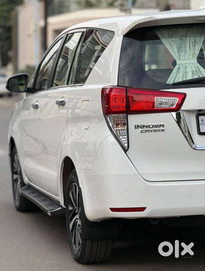 Toyota Innova Crysta 2.4 Z 7 Str, 2021, Diesel