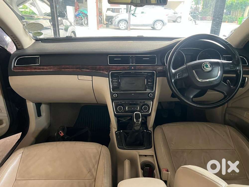 Skoda Superb 1.8 Ambition Tsi Mt, 2011, Petrol