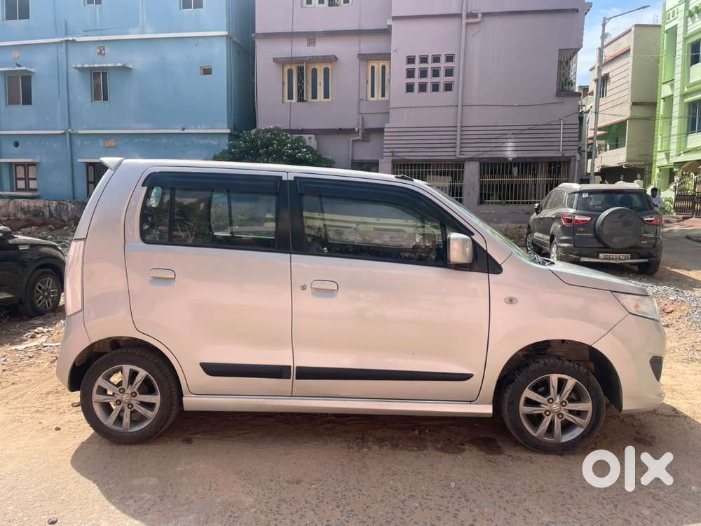 Maruti Suzuki Wagon R Stingray 2015 Petrol Good Condition