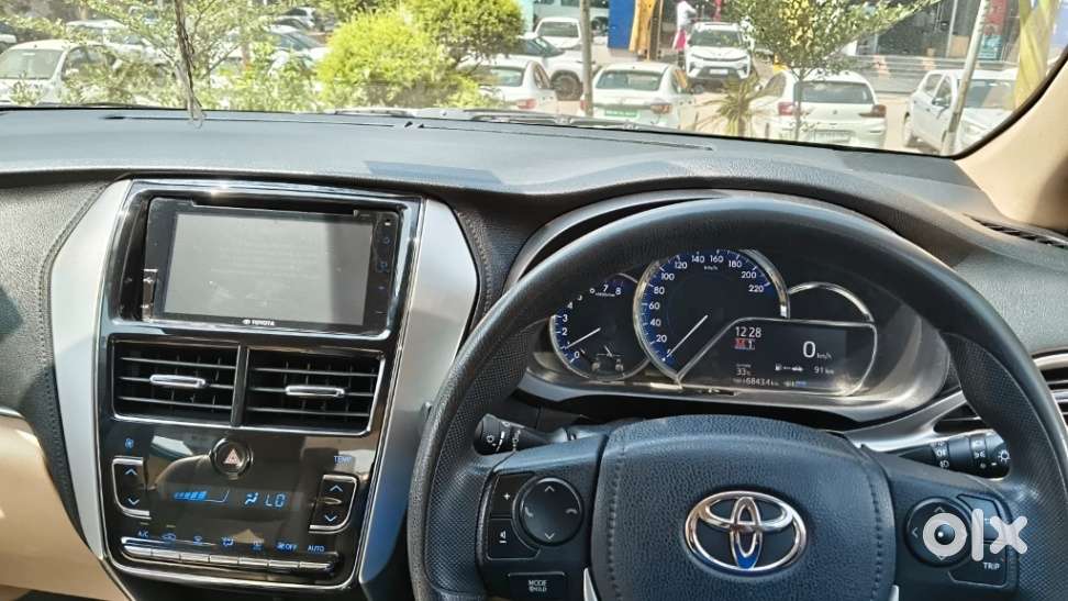 Toyota Yaris G Cvt, 2018, Petrol