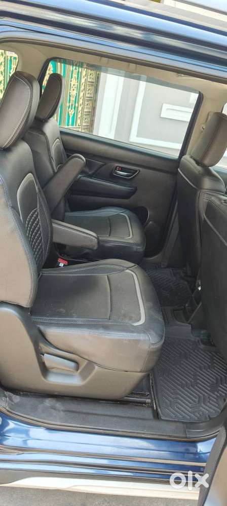 Maruti Suzuki Xl6 Zeta Mt Cng, 2023, Cng & Hybrids