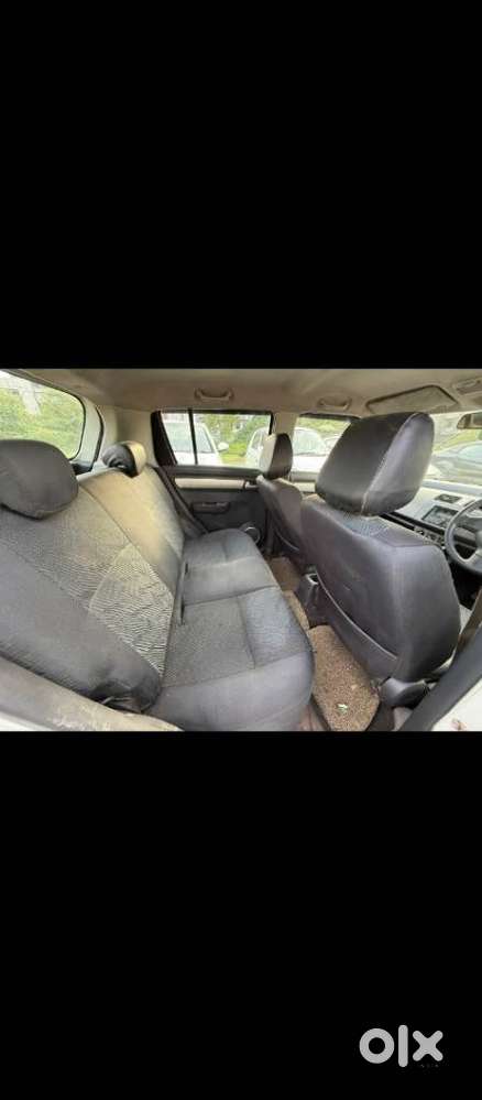 Maruti Suzuki Swift, 2011, Petrol