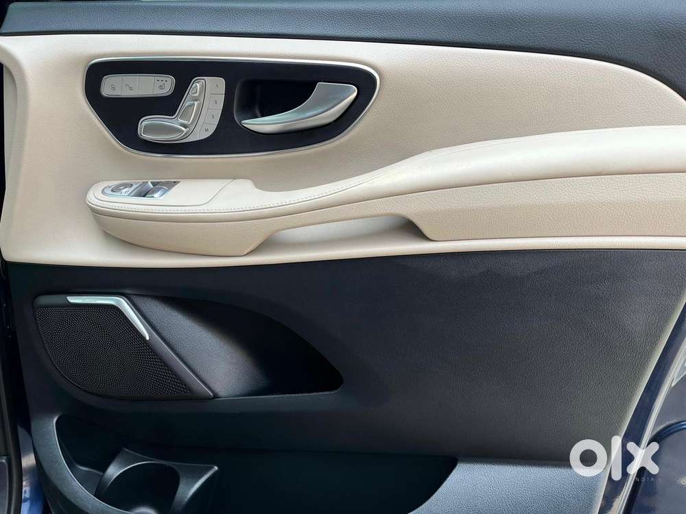 Mercedes-benz V-class 2.1 220 Expression Diesel At, 2020, Diesel