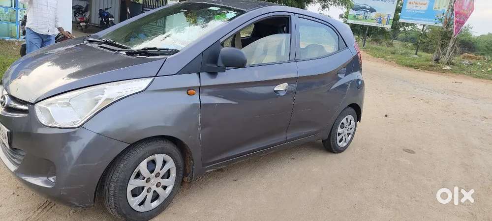 Hyundai Eon Magna 2016