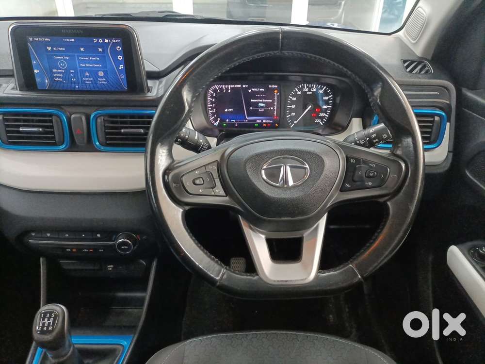 Tata Punch 1.2 Revotron Creative Dual Tone, 2022, Petrol