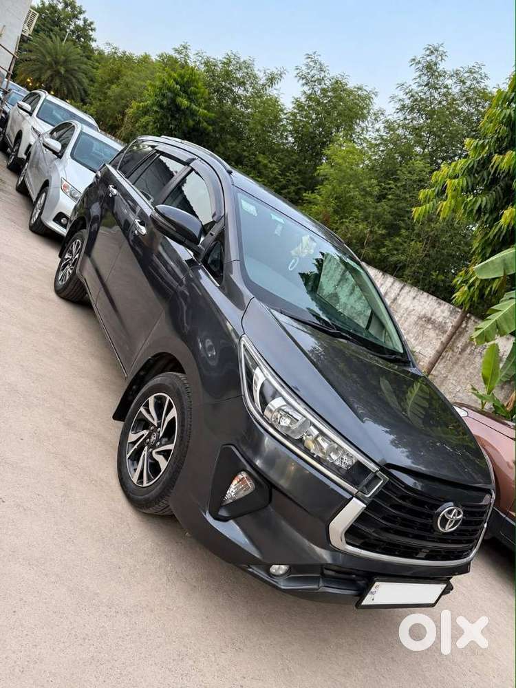 Toyota Innova Crysta [2020-ongoing] 2.7 Gx At 7 Str, 2022, Petrol