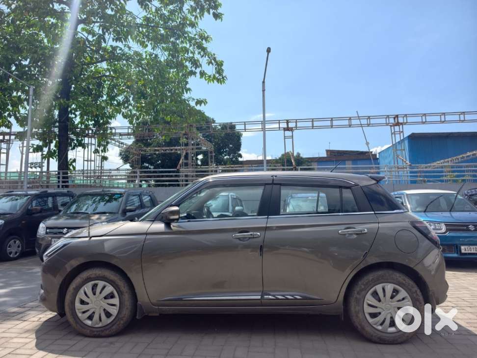 Maruti Suzuki Swift 1.2 Vxi (o), 2024, Petrol