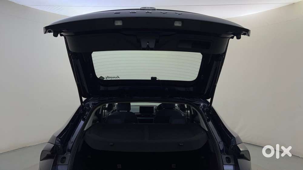Tata Curvv Creative Plus S 1.2 Revotron Petrol 7dca, 2025, Petrol