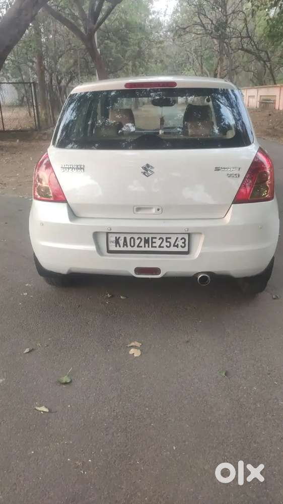 Maruti Suzuki Swift 2010 Petrol 75254 Km Driven