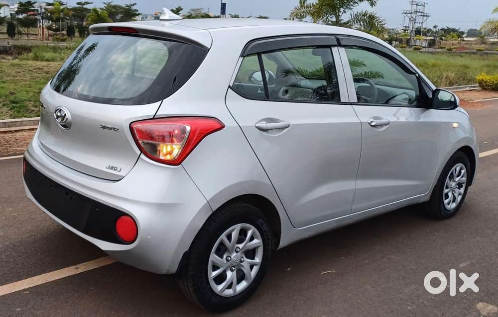 Hyundai Grand I10 Sportz1.2 Crdi, 2017, Diesel
