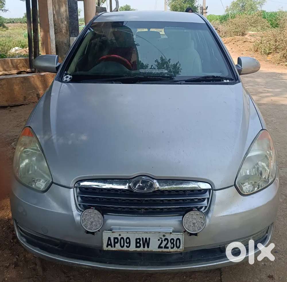 Hyundai Verna Petrol Manual 2009
