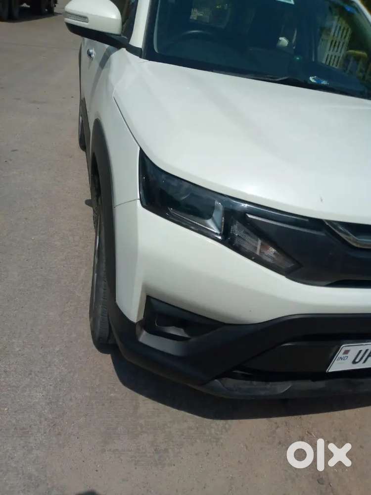 Maruti Suzuki Brezza 2025 Petrol 10000 Km Driven