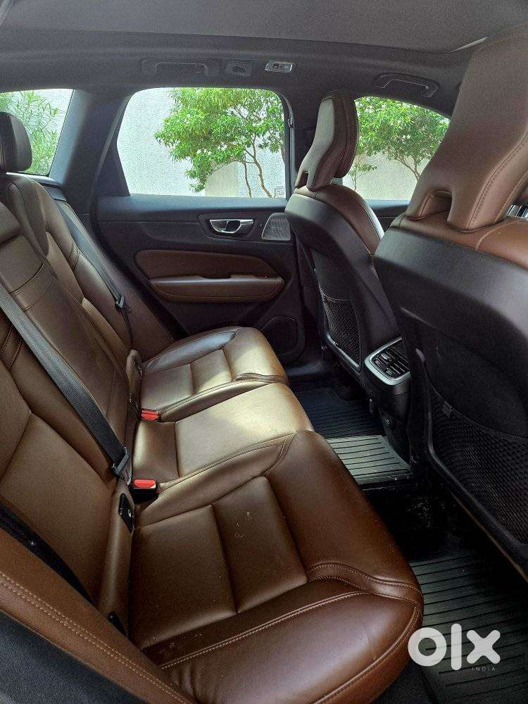 Volvo Xc60 D5 Awd Automatic, 2021, Diesel