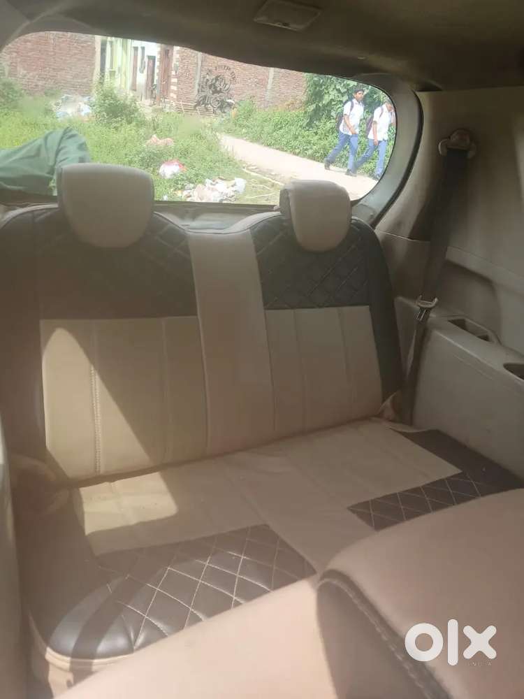 Maruti Suzuki Ertiga 2012 Diesel 150000 Km Driven