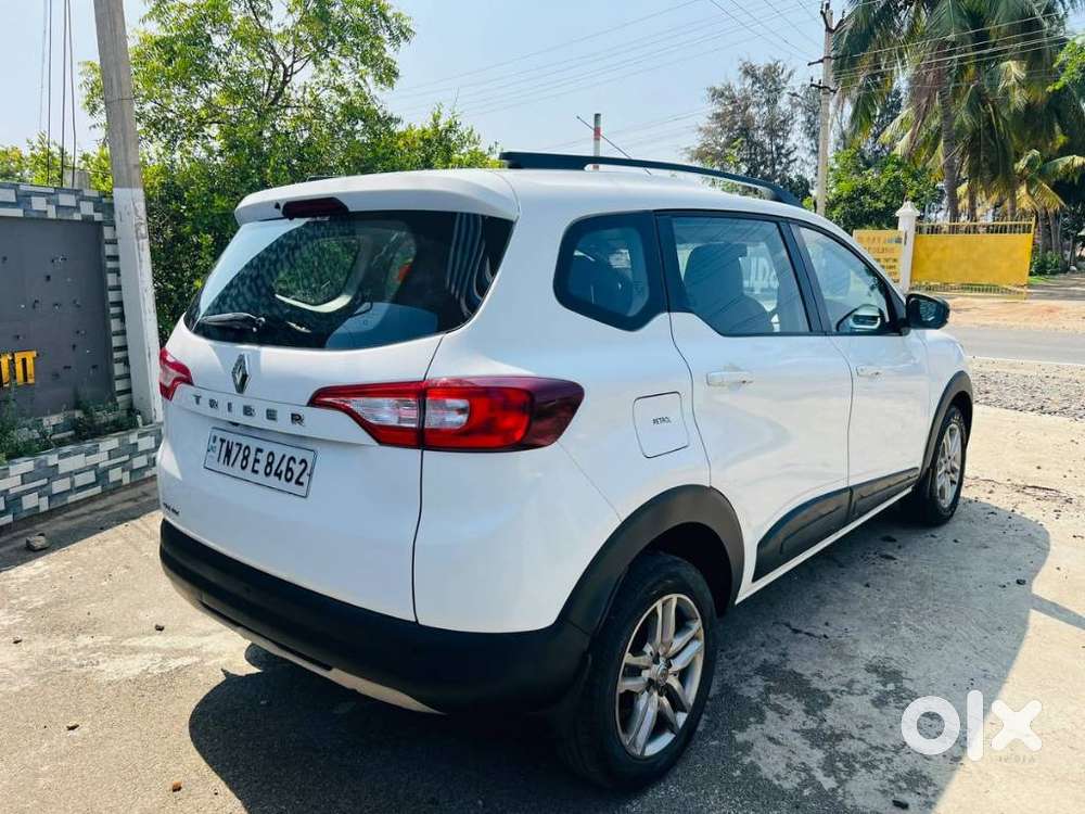 Renault Triber Rxz, 2021, Petrol