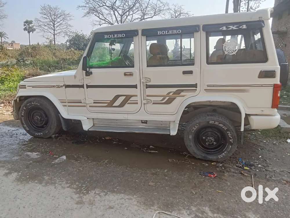 Mahindra Bolero Sle  2028  Tak Hai
