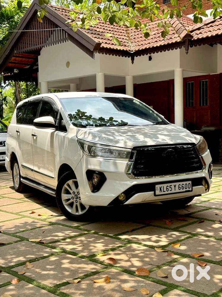 Toyota Innova Crysta Diesel 2018 8 Seat