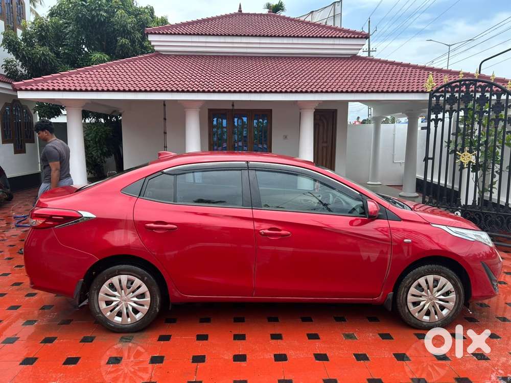 Toyota Yaris 2018 Petrol 42422 Km Driven