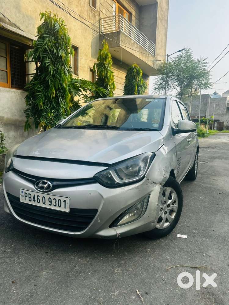 Hyundai I20 December 2013 Diesel Good Condition