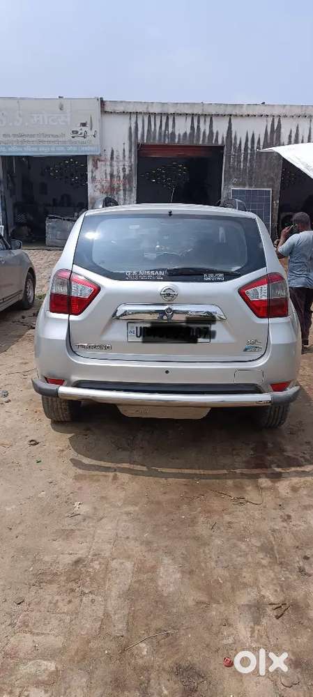 Nissan Terrano 2014 Diesel 98000 Km Driven