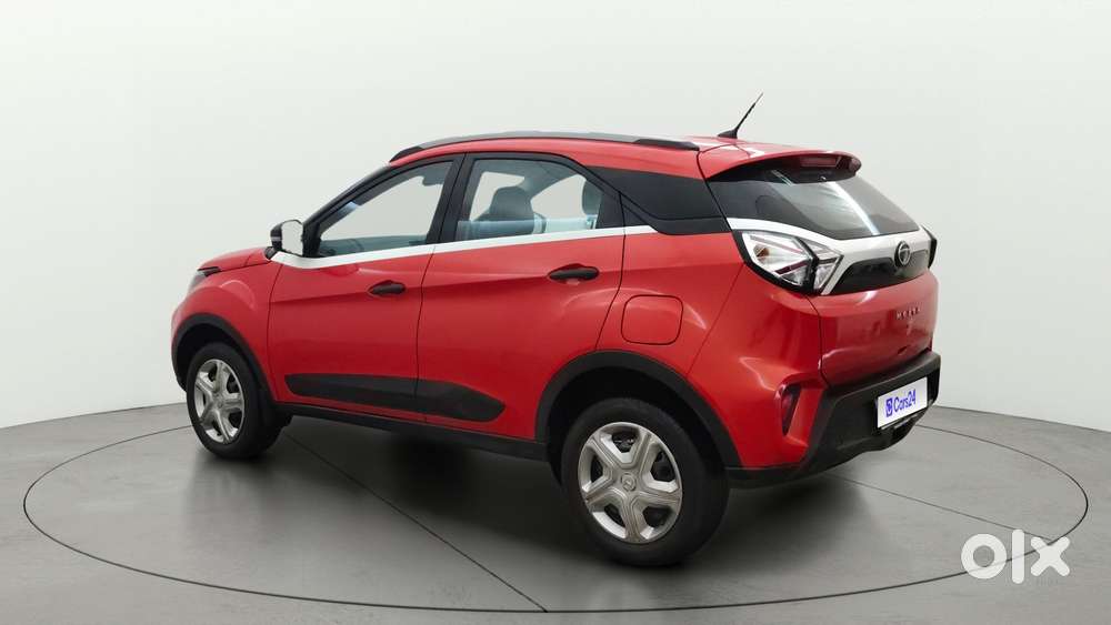 Tata Nexon 1.5 Revotorq Xma Amt (s), 2022, Petrol