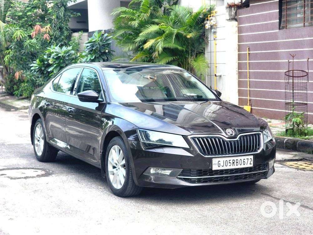 Skoda Superb L&k 2.0 Tdi At, 2018, Diesel