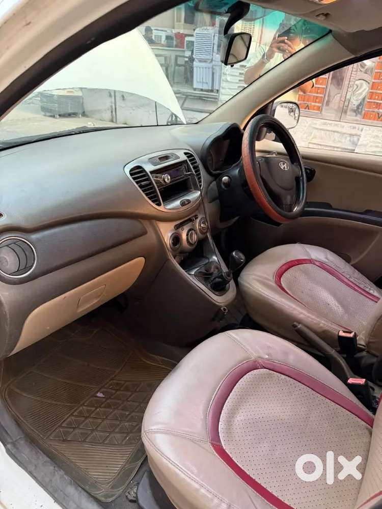 Hyundai I10 Era 2013 Hybrid Manual Car Cng
