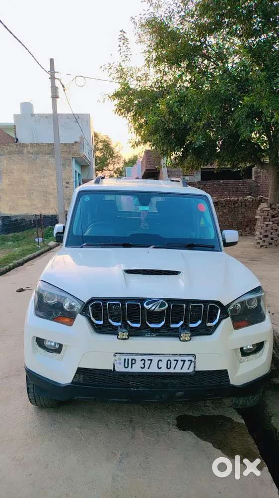 Mahindra Scorpio Classic 2015 Diesel Manual