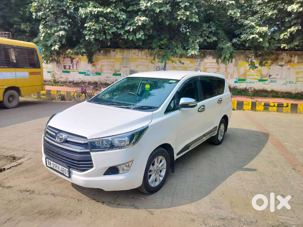 Toyota Innova Crysta 2.4 G Mt, 2017, Diesel
