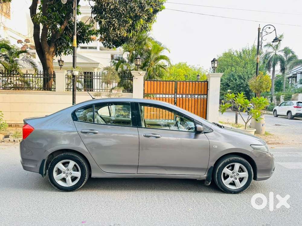 Honda City 2013 July Cng Well Maintained Car