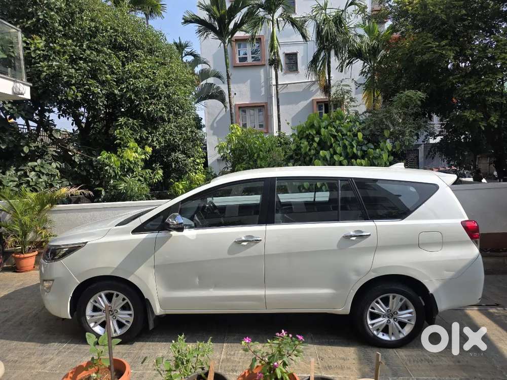 Toyota Innova Crysta 2017 December