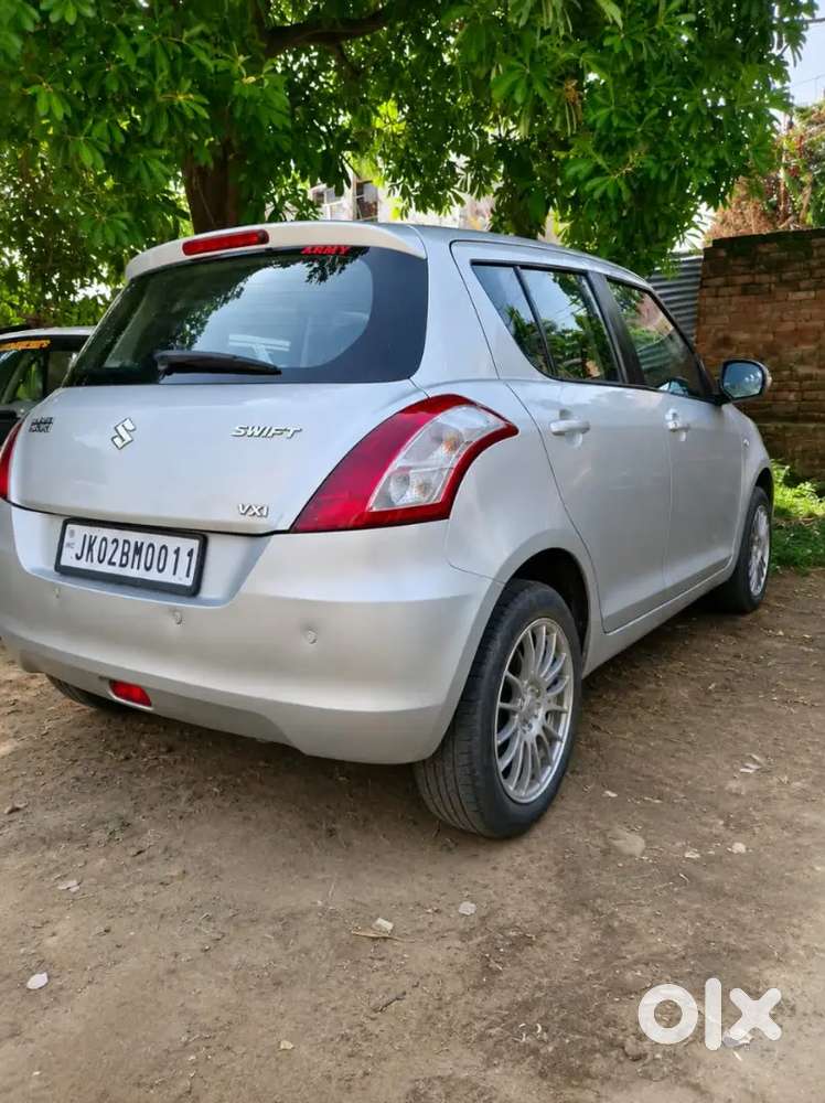 Maruti Suzuki Swift Petrol 2015