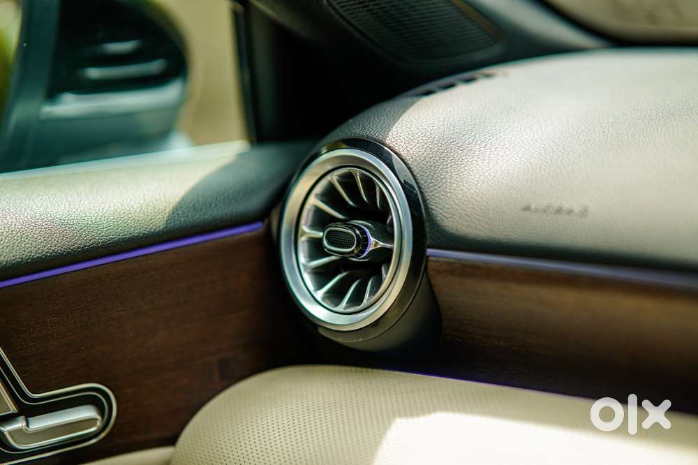 Mercedes-benz A-class Limousine 200, 2023, Petrol