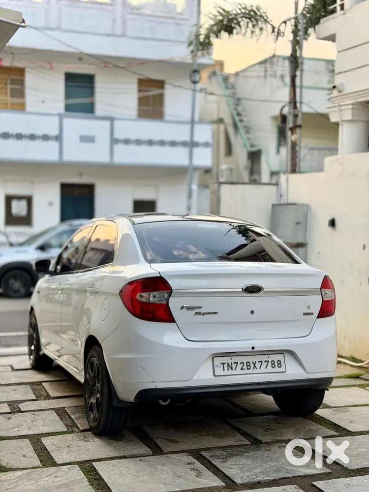 Ford Figo Aspire 2017 Diesel 160000 Km Driven