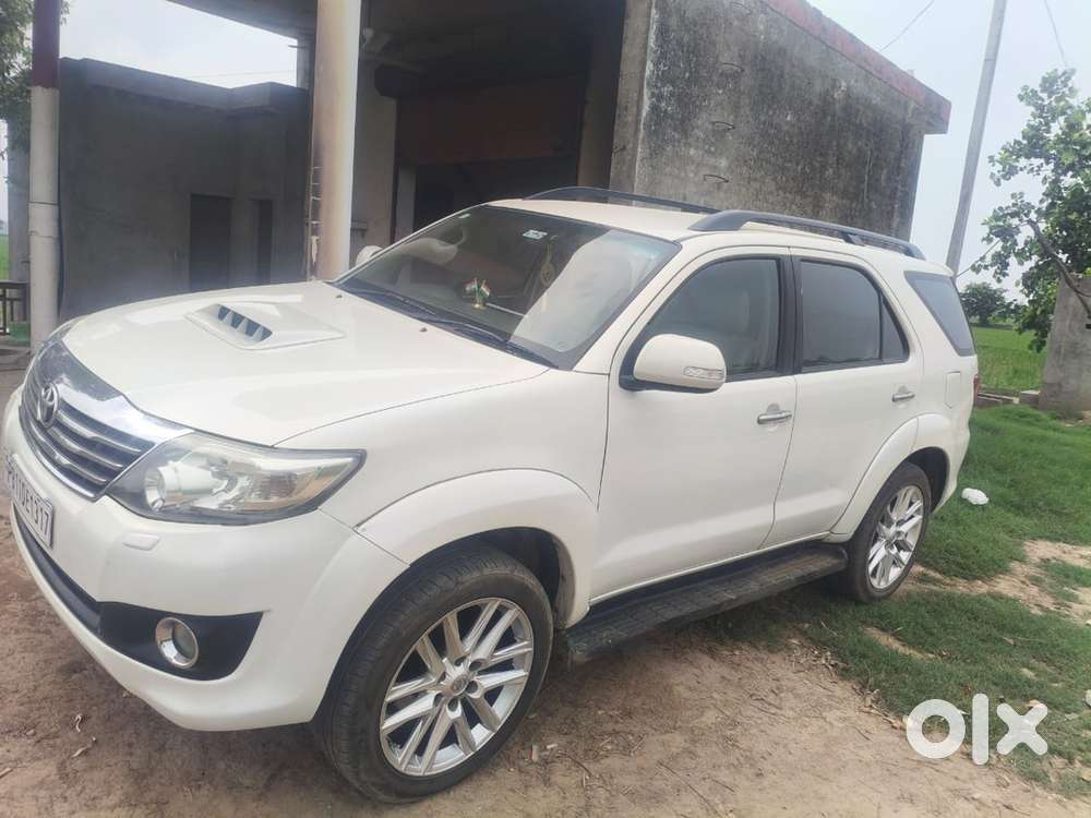 Toyota Fortuner Diesel 2013 Km