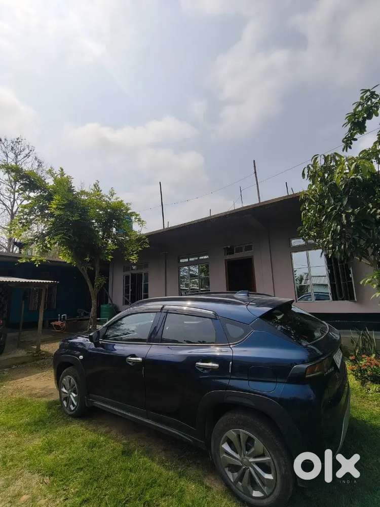 Maruti Suzuki Fronx 2025 Petrol 6502 Km Driven