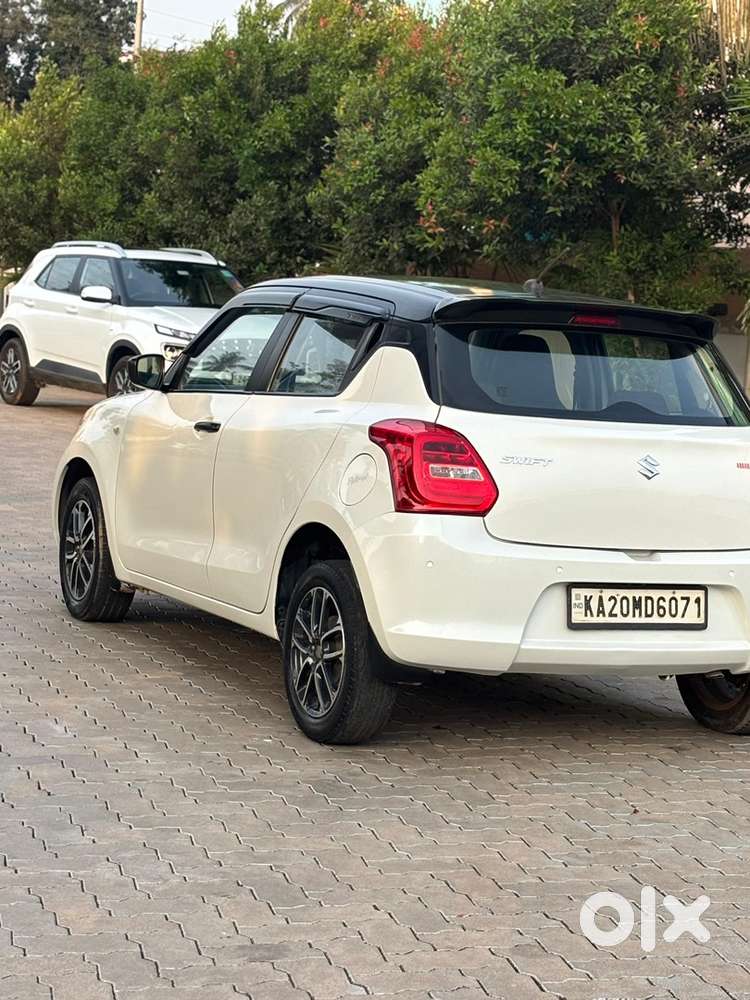 Maruti Suzuki Swift 2021 Year Petrol Manual