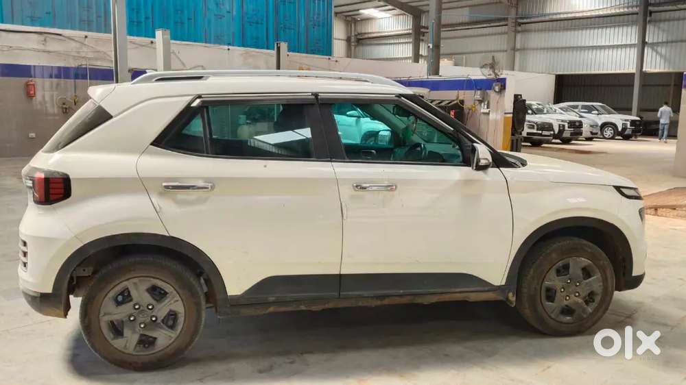 2023 Hyundai Venue Kappa Petrol Manual 1st Owner