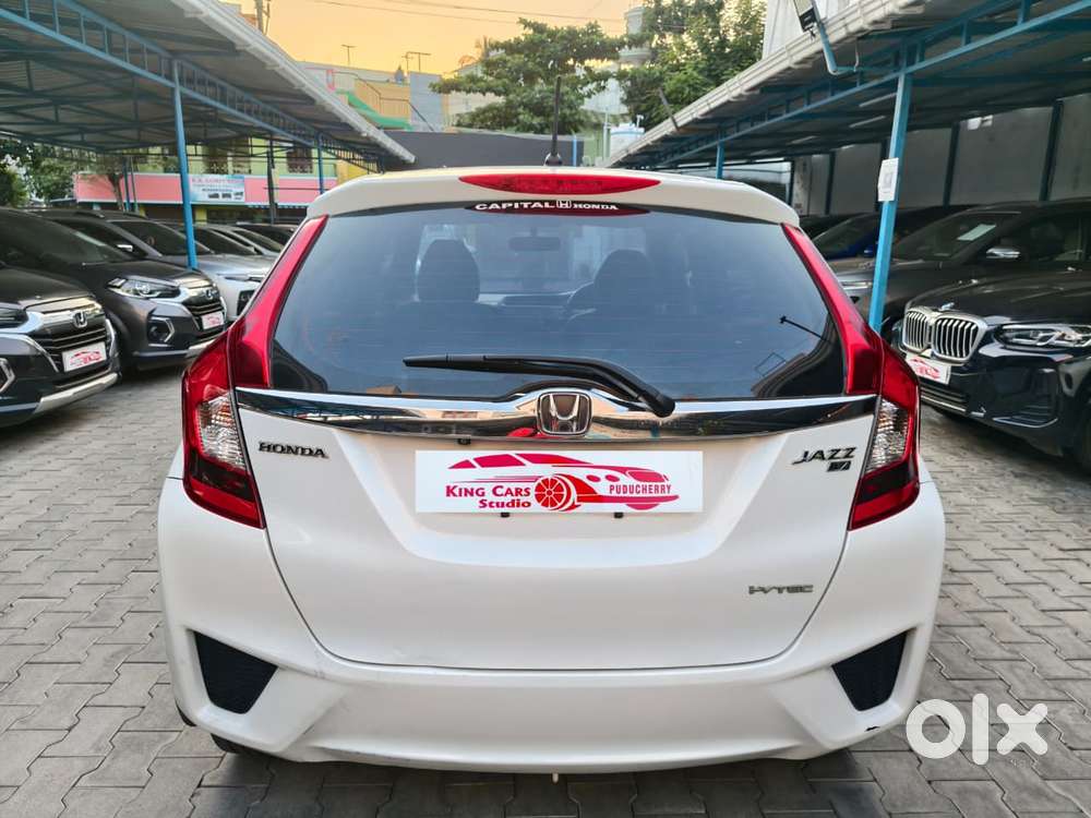 Honda Jazz V Mt Privilege, 2016, Petrol
