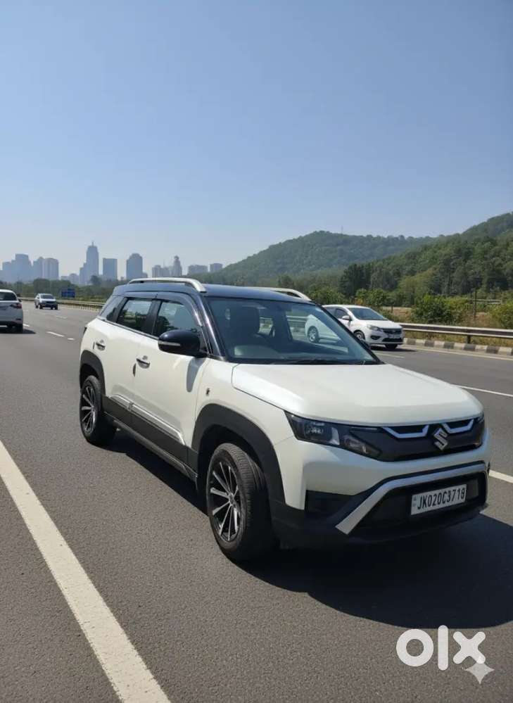 Maruti Suzuki Vitara Brezza 2023 Petrol 24000 Km Driven
